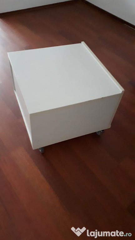 Masuta de cafea alba cu roti