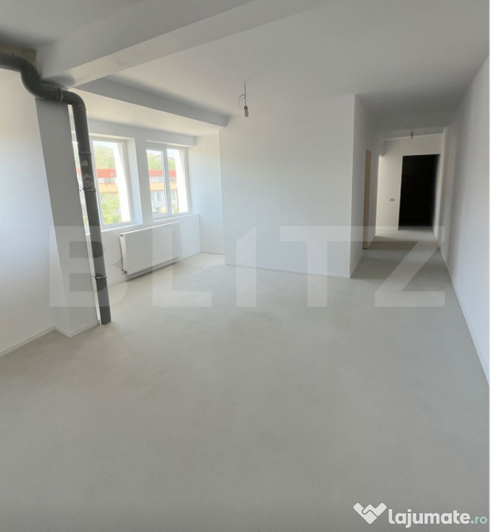 Apartament semidecomandat, 61,4 mp utili, parcare, zona Eroi