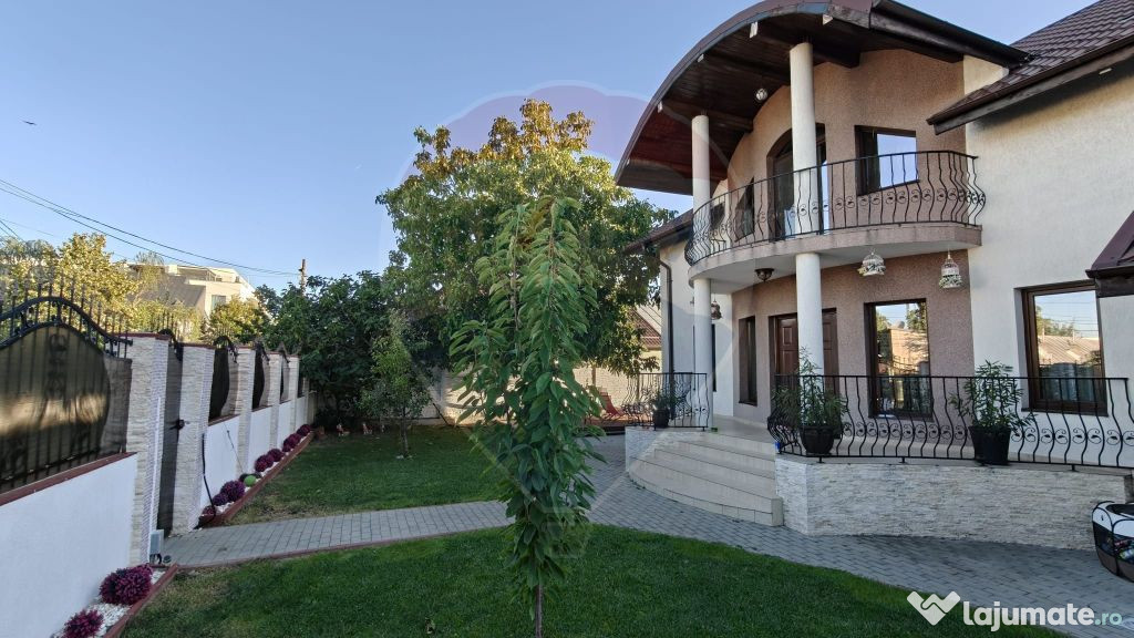 DE VANZARE Vila Eleganta cu piscina si foisor