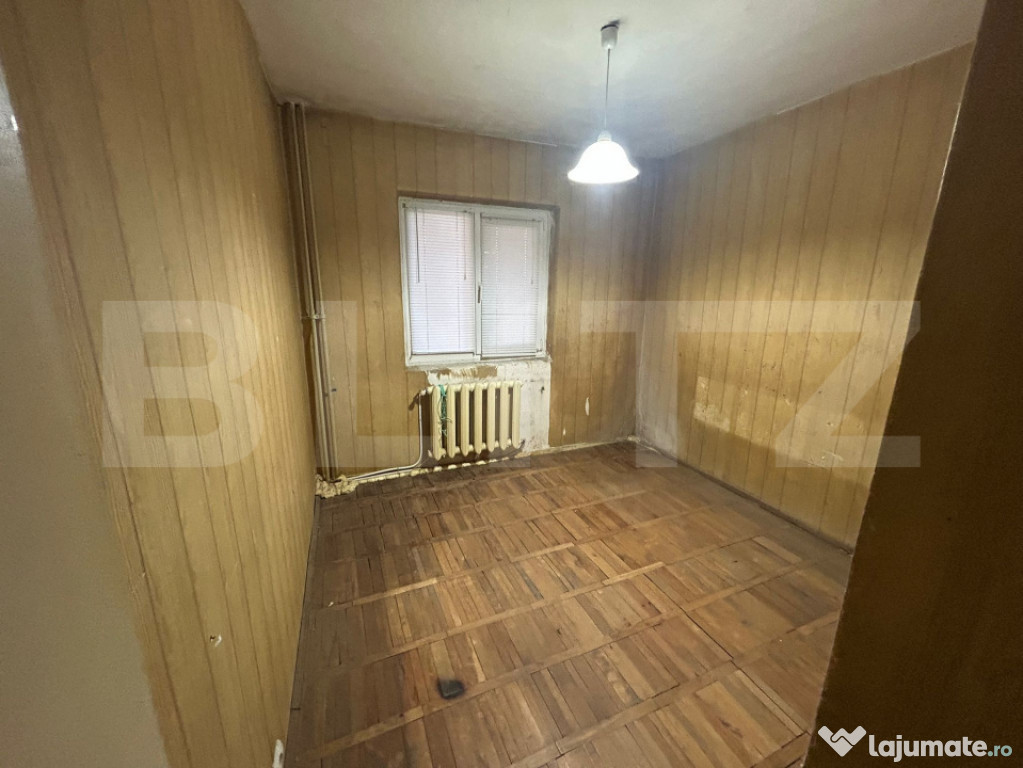 Apartament cu 4 camere, 80 mp, zona CUG