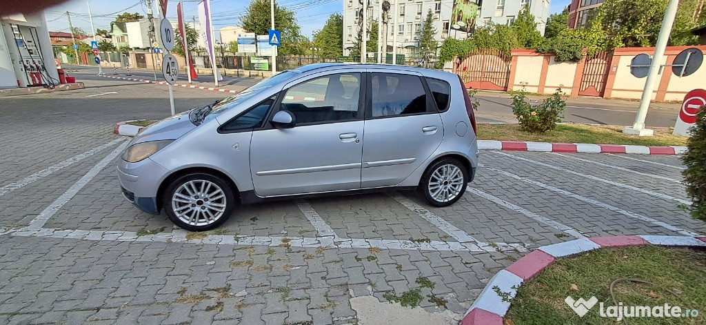 Vand Mitsubishi Colt