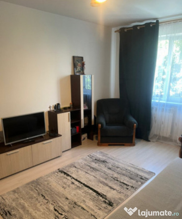Apartament de inchiriat cu 2 camere- Bd. Ferdinand, Zona Gar