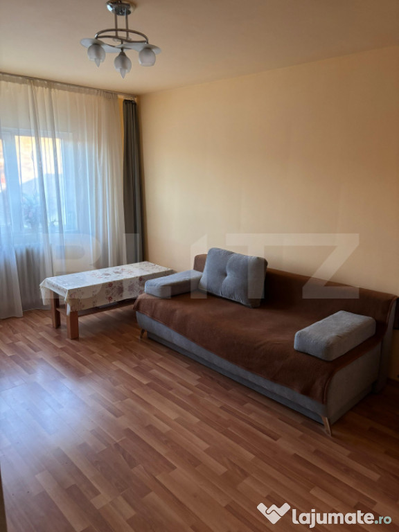 Apartament 3 camere cu garaj sub bloc, Dumbrava Nord