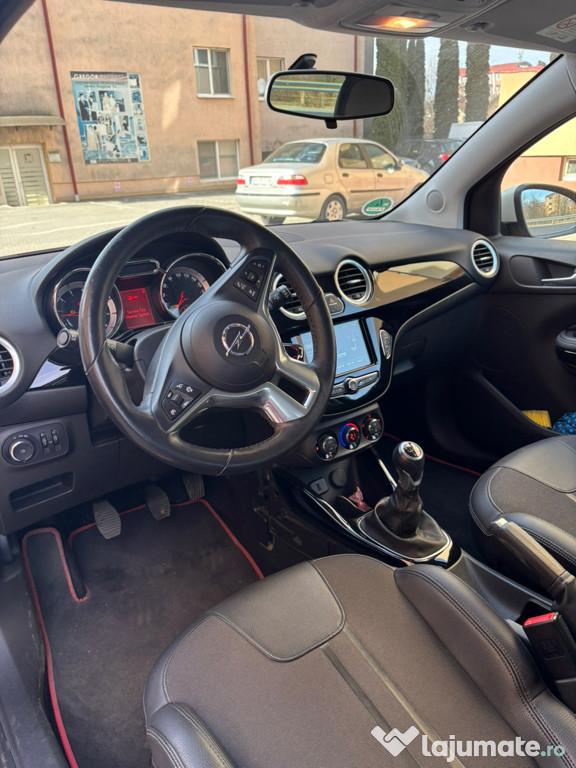 Opel Adam in stare buna