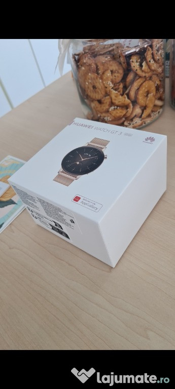 Smartwatch Huawei Watch GT3 42mm Elegant Light Gold 986 din 1379