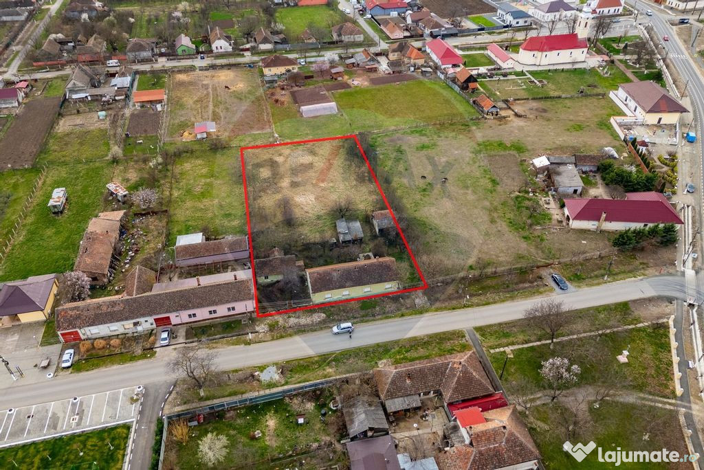Teren + casa cu potential in centrul loc. Galsa, fs- 30m