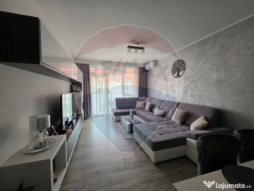 Apartament cu 3 camere si loc de parcare la Ared Micalaca