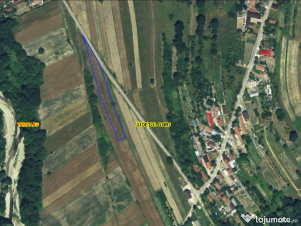 Teren intravilan - 2518 mp - Ursati, Targu Jiu