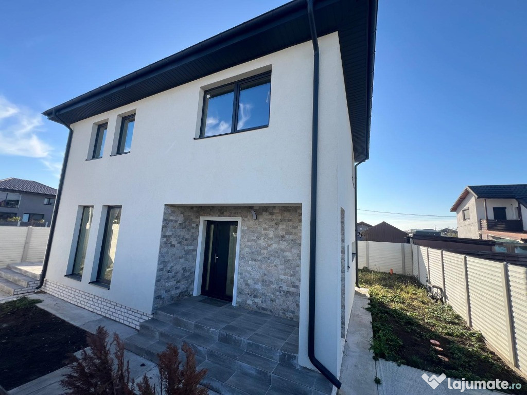 Vila individuala cu 4 camere / 2 bai / Pompa de caldura