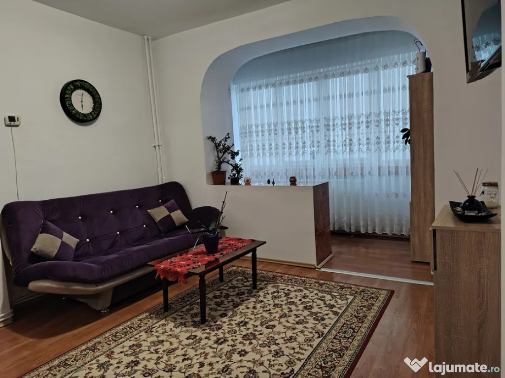 Apartament cu 2 Camere Semidecomandate- etaj 2 -Zona George Enescu