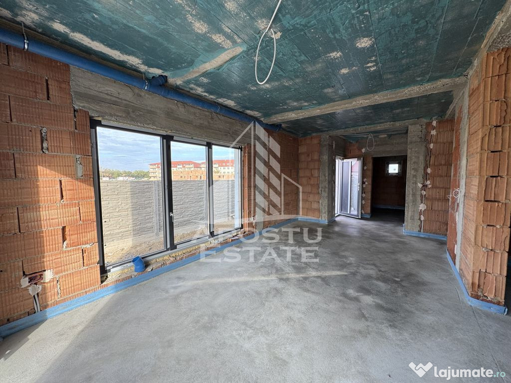 Duplex cu 5 camere si 3 bai, dormitor la parter, finisaje...