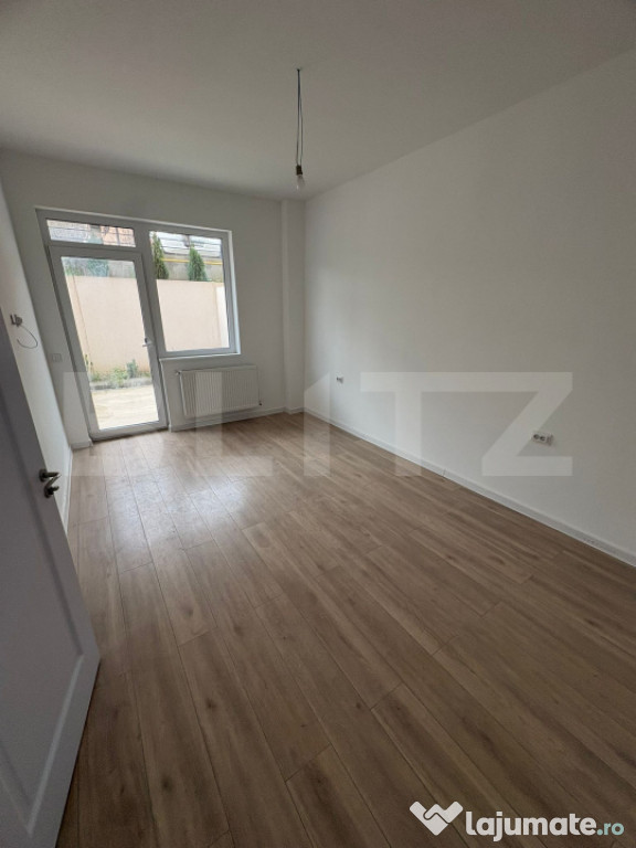 Apartament cu o cameră, decomandat, 32 mp + terasă 24 mp,