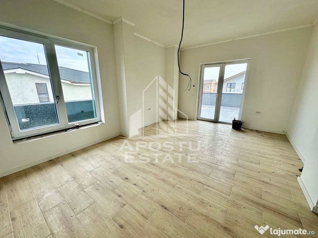 Apartament cu 4 camere, terasa de 30 mp, zona Planetelor ...
