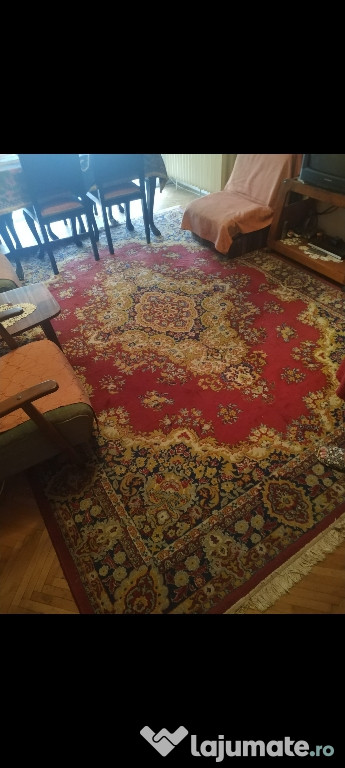 Vând covoare de diverse dimensiuni