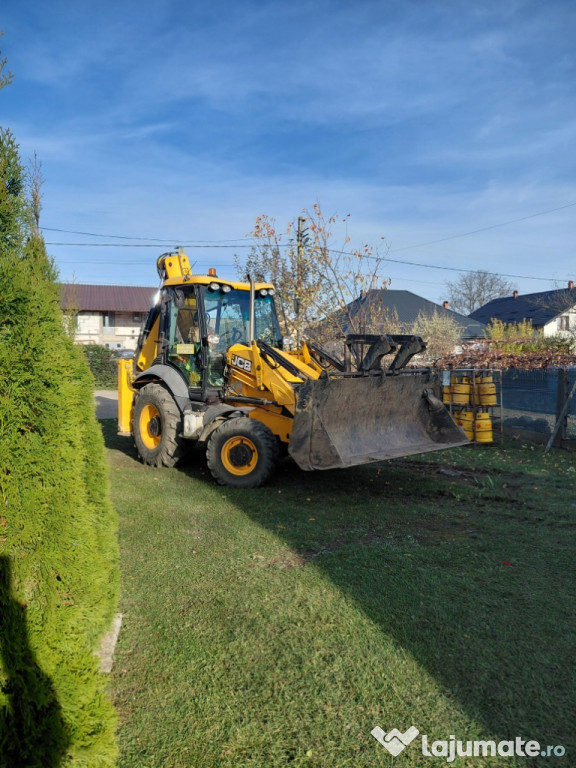 Buldoexcavator de inchiriat