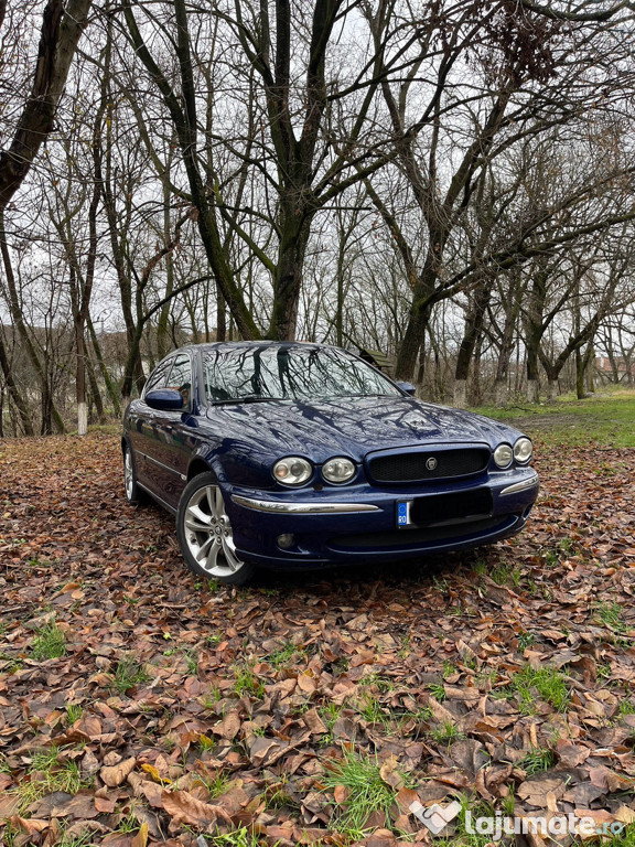 Jaguar X Type 2.5 196 cp 4x4 impecabil