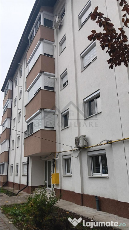 Tomesti Ap. 2cd s=50mp renovat, et 4/4 cu pod bloc pe cadre