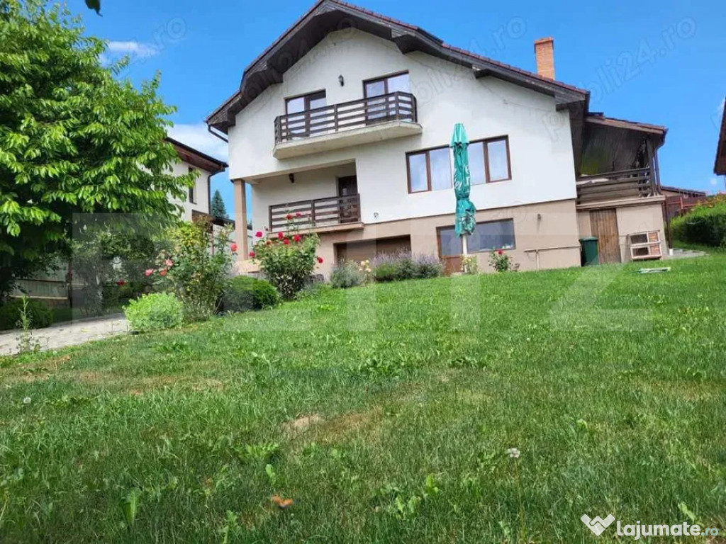 Vila superba de vanzare in Bardesti, 240 mp, 636 mp teren