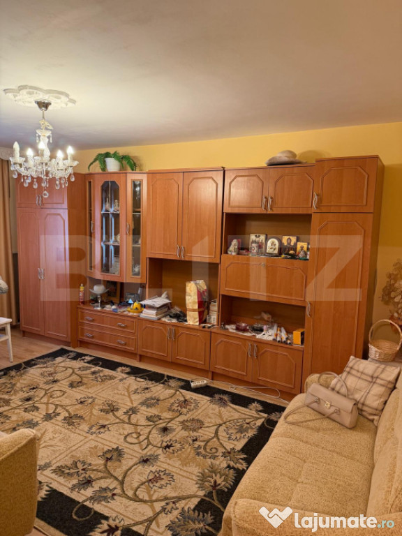 Apartament 3 camere, decomandat, 65mp, 2 bai, Tomesti