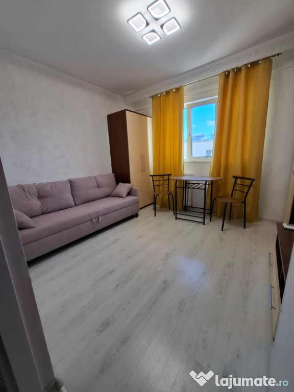 Cameră de cămin cu baie prorie,închirită cu 250euro