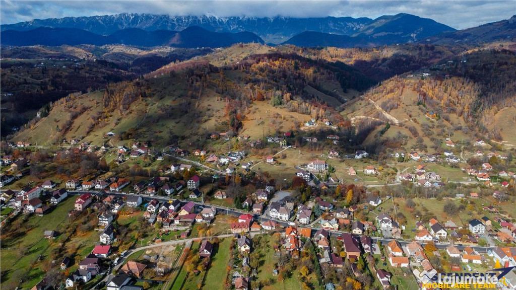 FILM! Constructie rustica tip Casa Verde, cu parau si panora