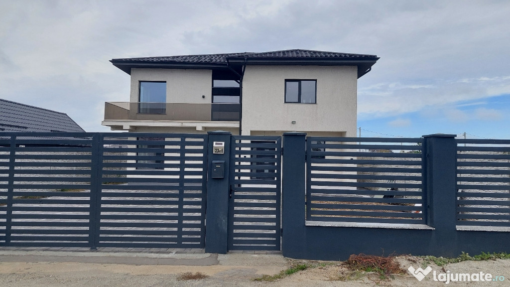 Casa platoul streharet Carol I în Slatina județul Olt