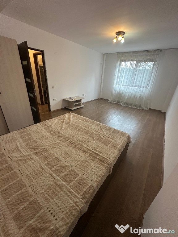 Garsonieră , mobilată, aproape de STB și Mega Image, Central Popesti