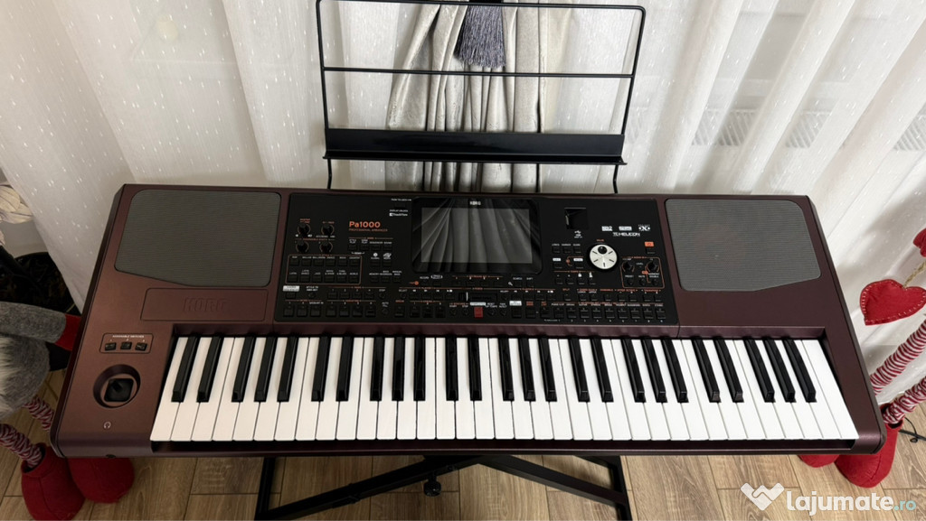 Vând orga Pa1000 încă în garanție