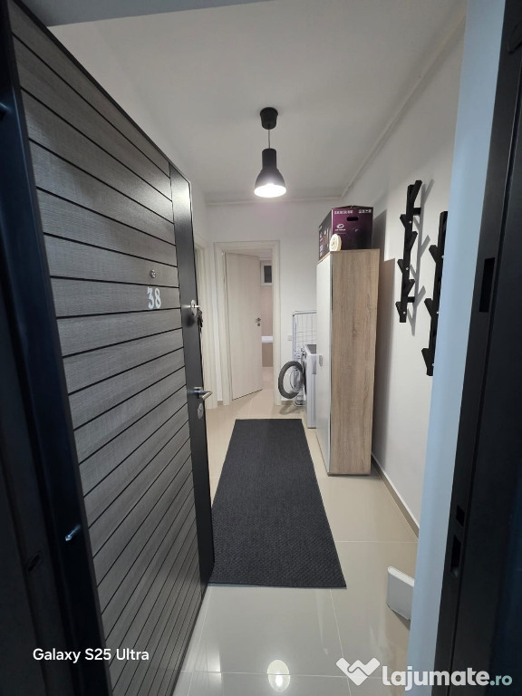 Inchiriez Apartament Militari Resident