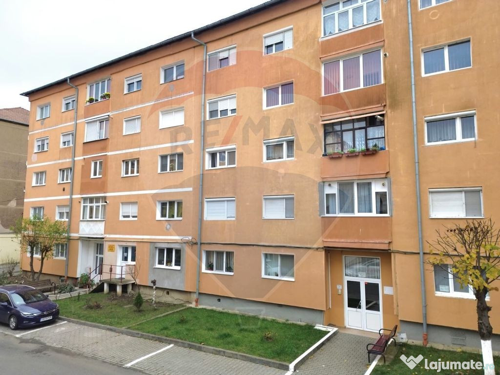 Apartament cu doua camere Vitrometan