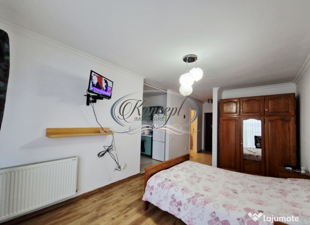 Apartament decomandat, la cheie, cu parcare zona Vivo