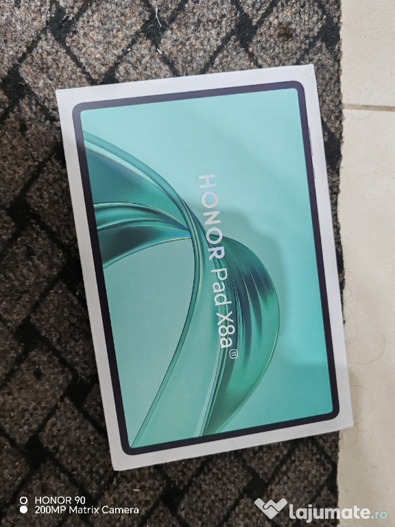 Vând tableta honor x8a mai multe detalii găsiți pe google