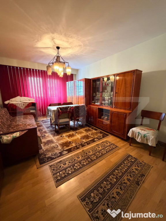 3 camere decomandate, 2 bai, etaj intermediar, Dorobantilor