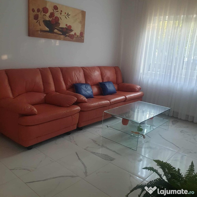 De închiriat apartament Micro 3