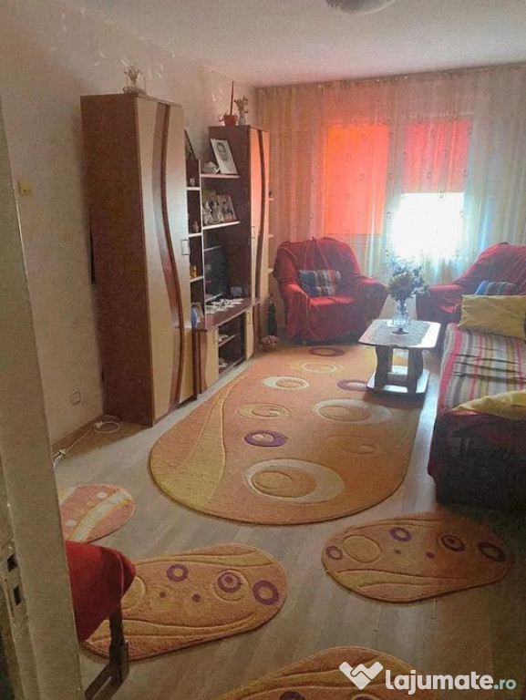 3 Camere 70mp – Bulevardul 1 Decembrie 1918