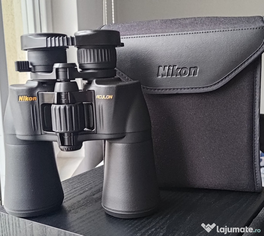 Binoclu Nikon Aculon A211 10-22x50, putin folosit, in garantie