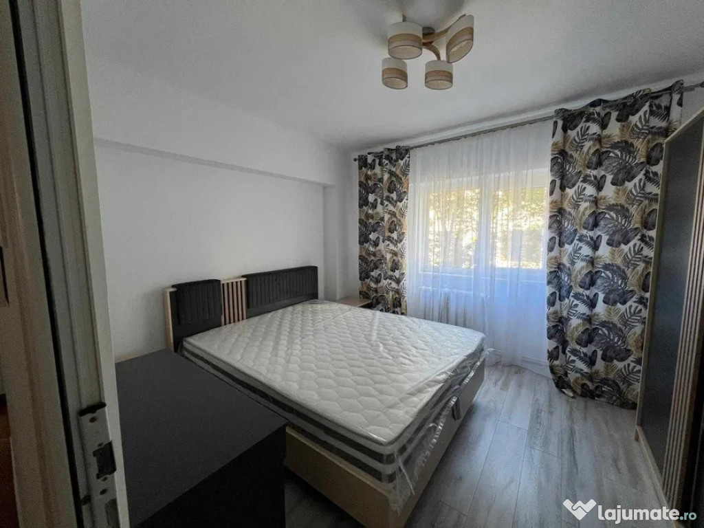 Apartament 3 camere D, in Centru Civic, Mall Moldova
