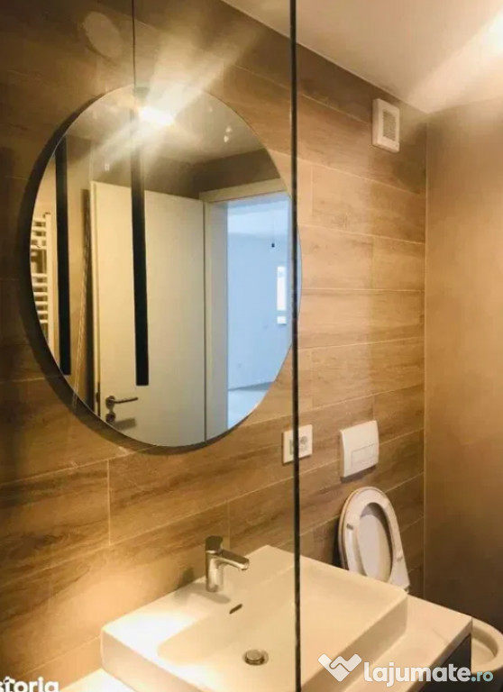 Apartament 2 camere, decomandat - zona Tractorul