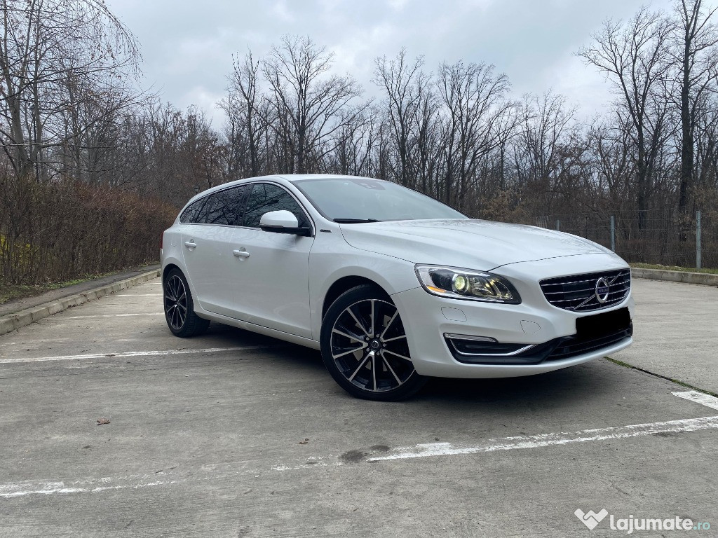 Volvo V60 Plug-in Hibrid D6