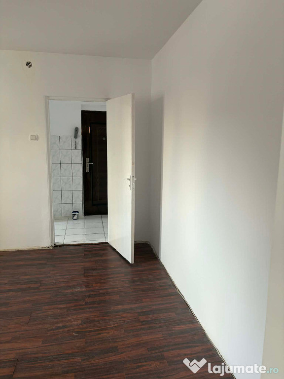 Apaatment de 2 camere zona GEMENII,Str Parcul Mic,