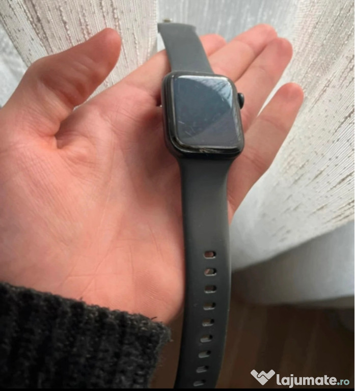 Apple Watch SE 2022