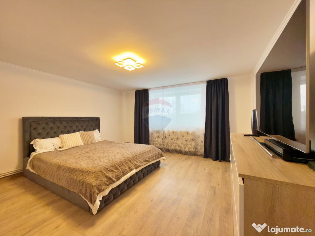 Casă cu 3 camere de vânzare în Pecica