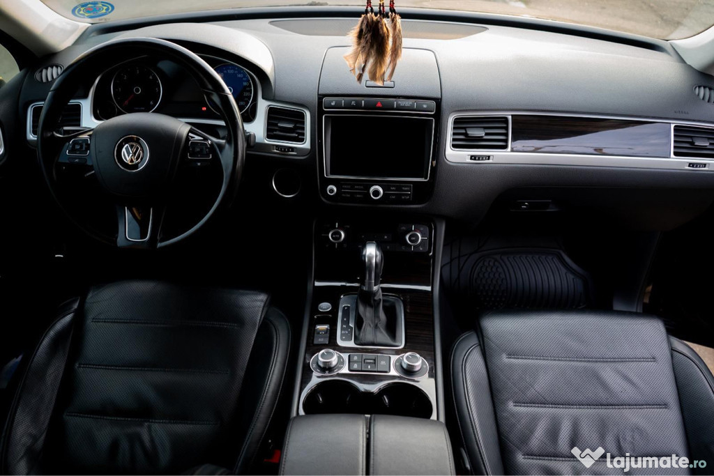 Volkswagen Touareg. 2016