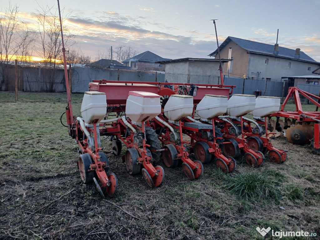 Vând Utilaje Agricole