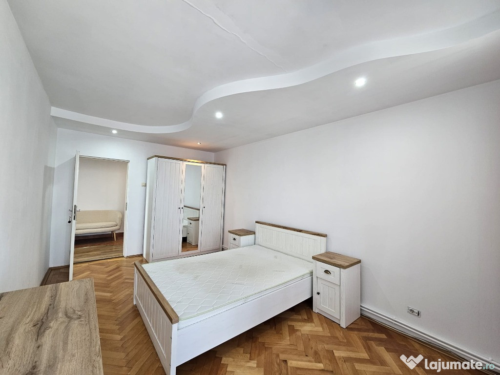 Apartament 2 camere, decomandat– Zona Cetății