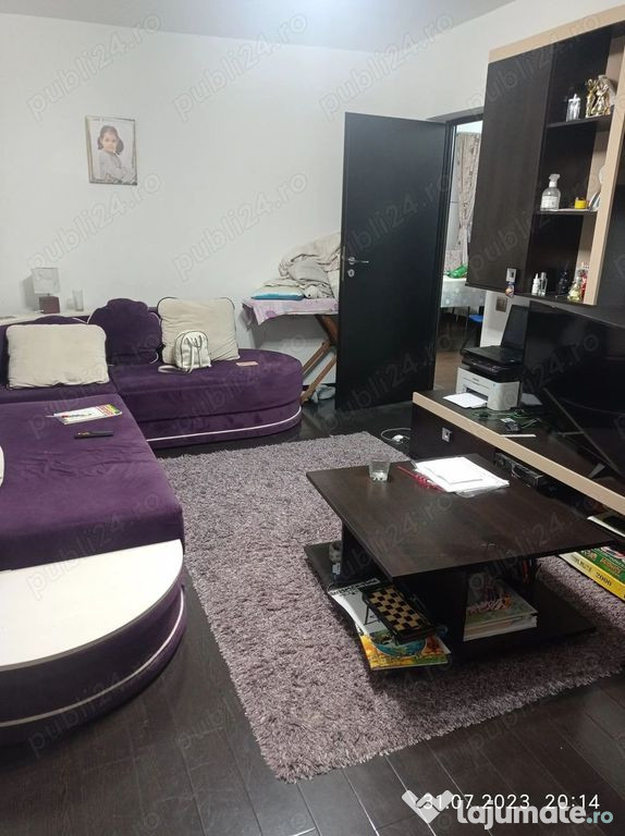 Vând apartament 3 camere