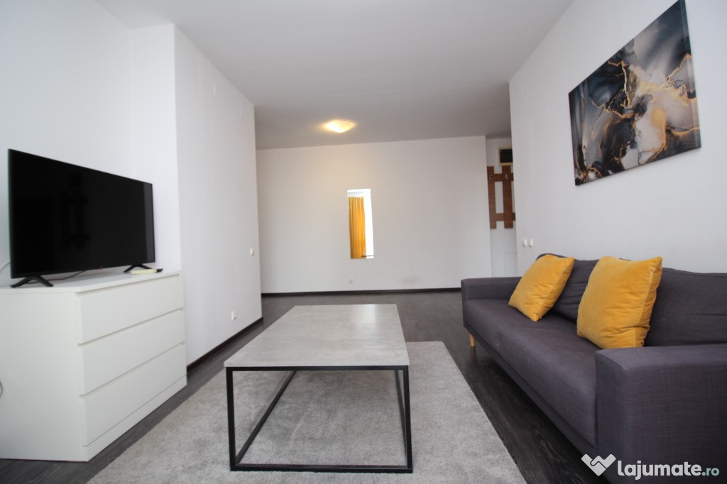 Titan - 1 Decembrie 1918, bloc 2013, parcare, boxă, mobilat