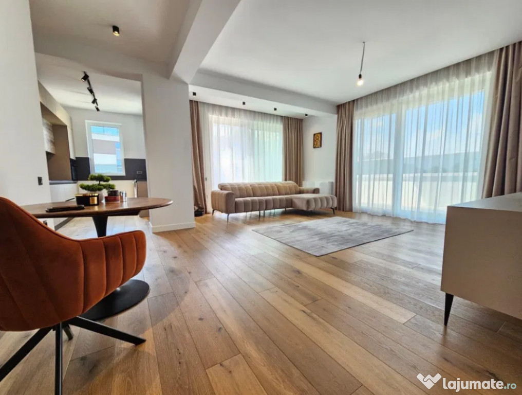 Apartament 2 camere, decomandat - zona Grivitei