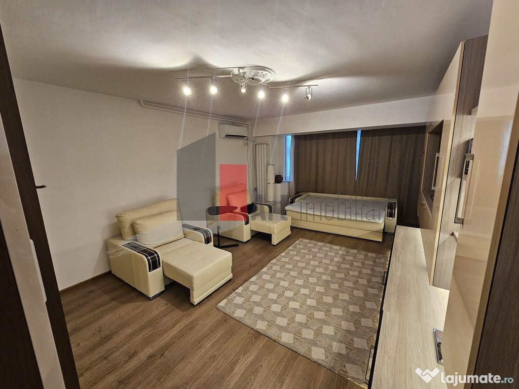 Garsoniera Lux central