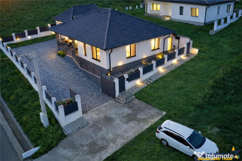 FILM3D! Eleganta si stil:Vila contemporana Sancraiu de Mures